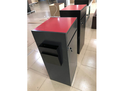 Wooden display cabinet