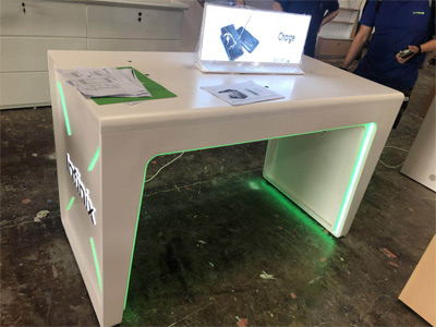 Hardware display cabinet