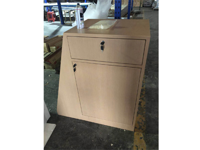 Hardware display cabinet